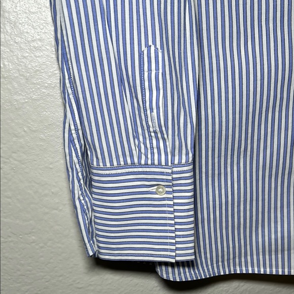 Banana Republic Blue and White Casual Button Down Shirt - Picture 7 of 9